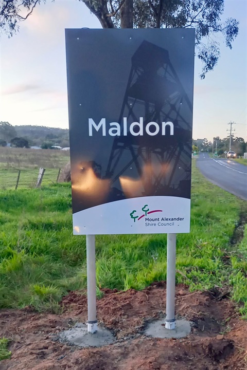 MaldonEntrySign_1200x800.jpg